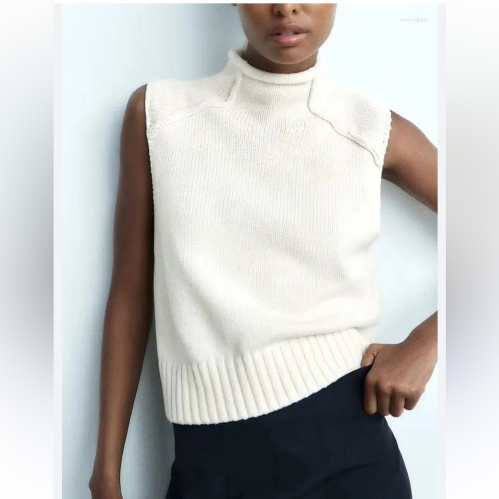 Zara cream ivory knit mock neck sleeveless vest sweater size small- gently used